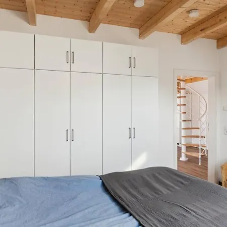 In Mit Balkon & Aussicht