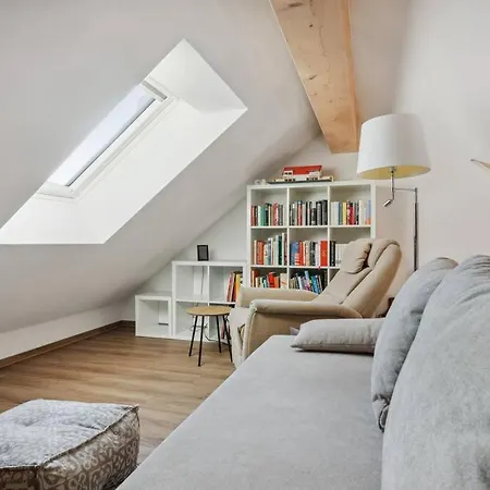 In Mit Balkon & Aussicht *