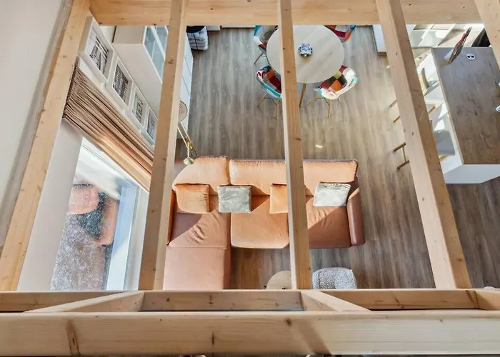 In Mit Balkon & Aussicht