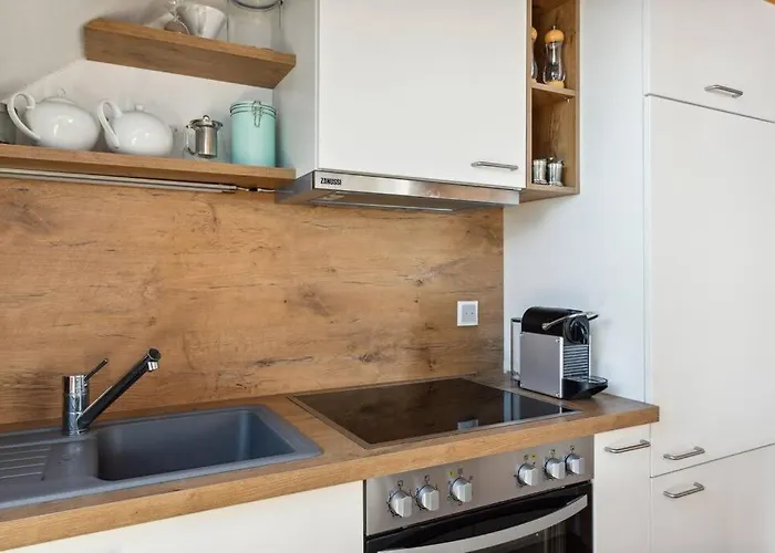 In Mit Balkon & Aussicht